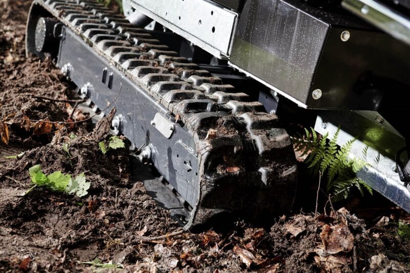 TP 215 TRACK - REMOTE C. - Image 4